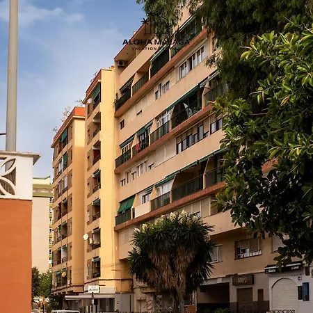 Apartment Lucila Beachfront Pedregalejo By Alohamalaga